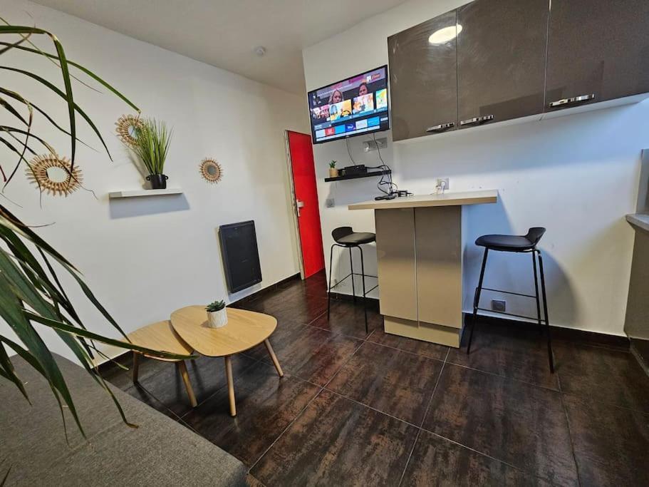 Appartement Proche Metro Paris 庞坦 外观 照片